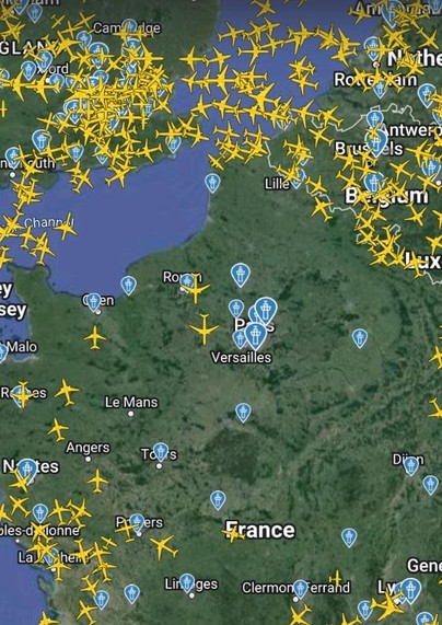 Eine Karte mit dem Flugverkehr über Frankreich