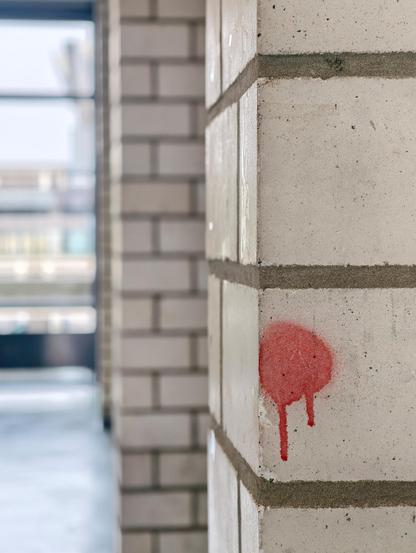 Snapshot of a concrete wall close to our upcoming registration desk